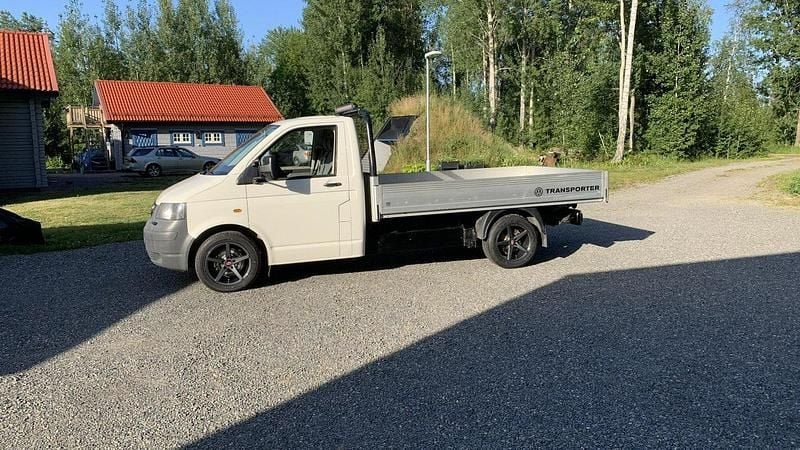 Vit Begagnad 2005 VW T5 Van | 45 000 kr (Bra pris) - Bild 1/1