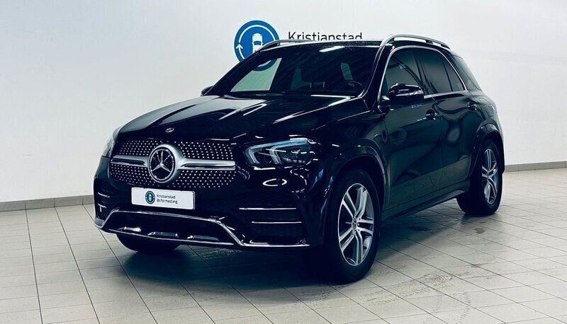 Svart Begagnad 2021 Mercedes GLE350e AMG line SUV | 679 900 kr (Marknadspris) - Bild 1/4