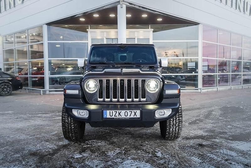 Begagnad Jeep Wrangler Unlimited Sahara 379 HK (278 kW) 2021 Grå SUV