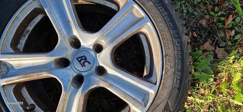 Begagnad 2002 Ford Mondeo Halvkombi | 1 500 kr - Bild 1/4