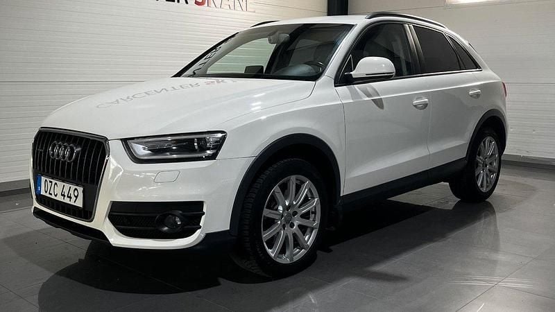 Vit Begagnad 2012 Audi Q3 Comfort SUV | 104 900 kr (Superpris) - Bild 1/4