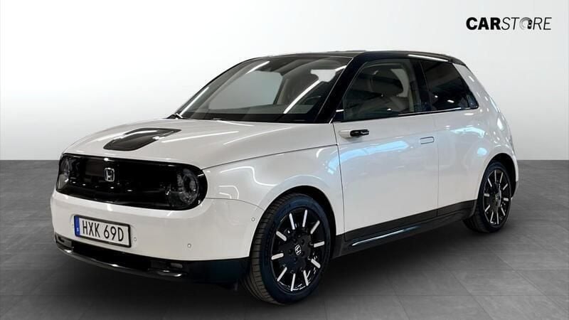 Vit (white) Begagnad 2020 Honda e Halvkombi | 174 900 kr (Marknadspris) - Bild 1/4