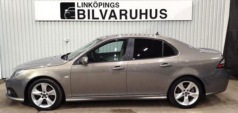 Begagnad Saab 9-3 Griffin 160 HK (117 kW) 2011 Grå Sedan