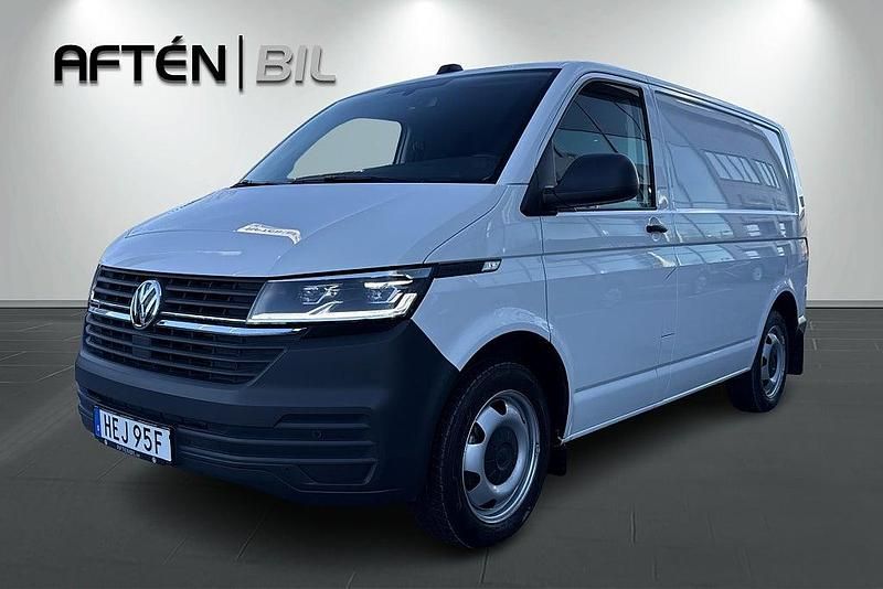 Vit Begagnad 2024 VW Transporter Van | 499 800 kr - Bild 1/3