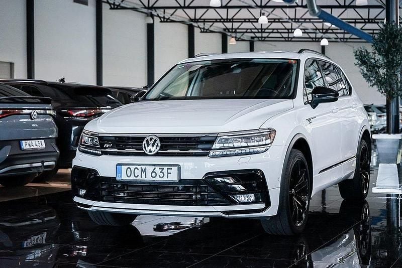 Vit Begagnad 2021 VW Tiguan Allspace GT SUV | 369 000 kr (Marknadspris) - Bild 1/4