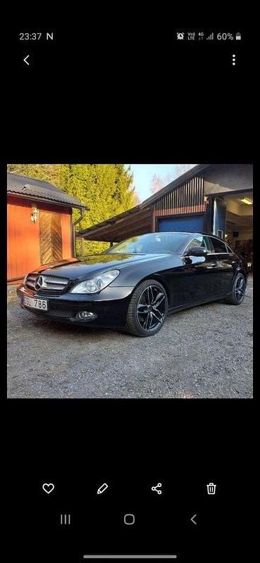 Svart Begagnad 2009 Mercedes CLS350 Sportkupé | 115 000 kr (Dyr) - Bild 1/4