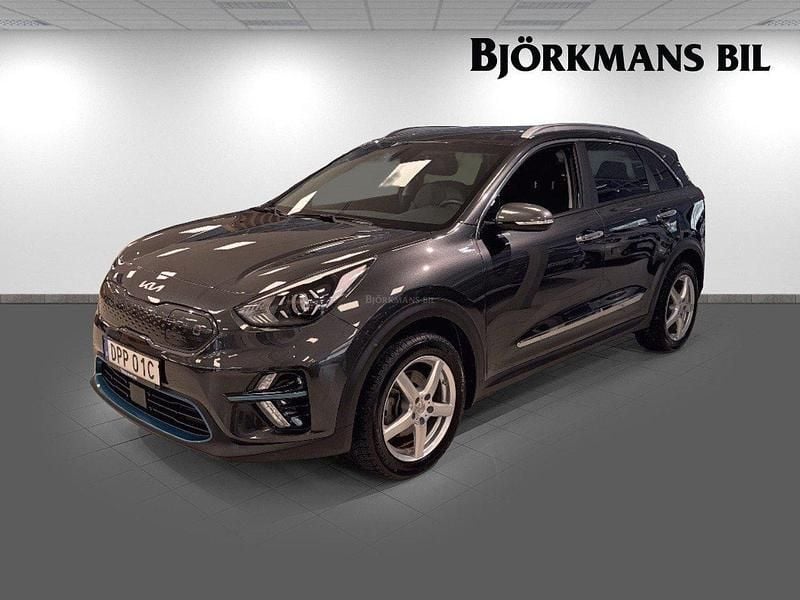 Grå (/agt/ interstellar grey m) Begagnad 2022 Kia e-Niro Advance SUV | 269 000 kr (Bra pris) - Bild 1/4