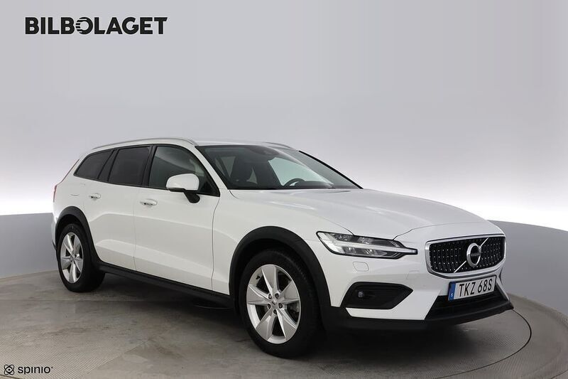 Begagnad 2022 Volvo V60 CC Kombi | 354 800 kr (Marknadspris) - Bild 1/4