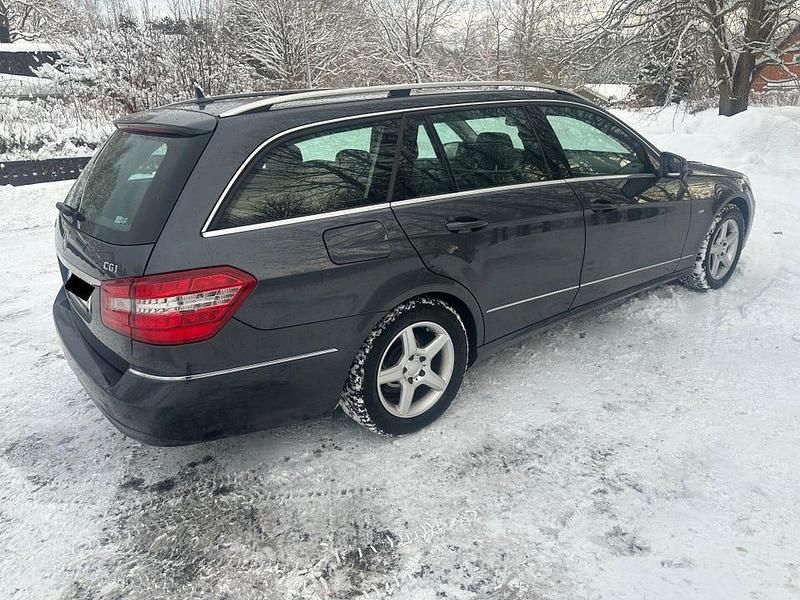 Begagnad Mercedes E250 204 HK (150 kW) 2010 Kombi