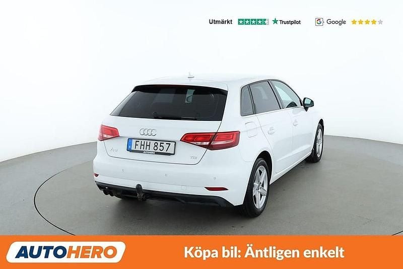 Begagnad Audi A3 Sportback Proline 150 HK (110 kW) 2018 Vit Halvkombi