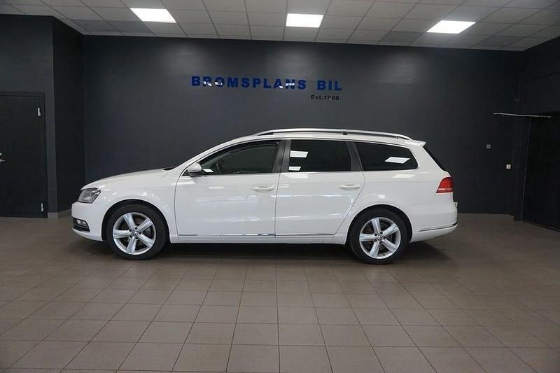 Vit Begagnad 2015 VW Passat Kombi | 69 500 kr - Bild 1/4