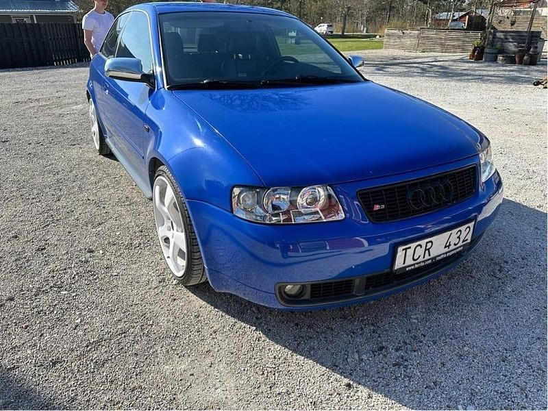 Begagnad 2002 Audi S3 Halvkombi | 89 900 kr - Bild 1/4