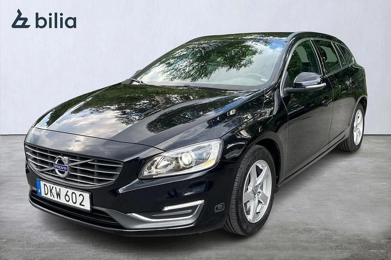 Svart Begagnad 2014 Volvo V60 Business Edition Kombi | 194 900 kr (Marknadspris) - Bild 1/3