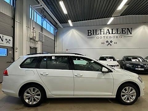 Begagnad VW Golf VII 110 HK (80 kW) 2015 Vit Kombi