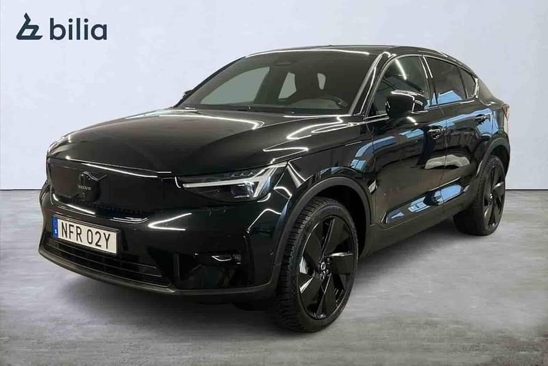 Svart Begagnad 2025 Volvo EC40 Performance SUV | 539 000 kr (Dyr) - Bild 1/1
