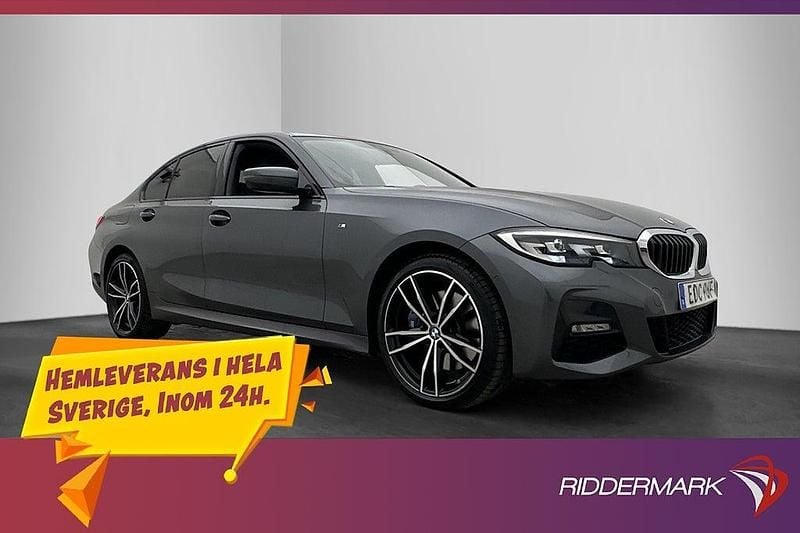 Grå Begagnad 2020 BMW 330e M Sport Sedan | 314 900 kr (Dyr) - Bild 1/3