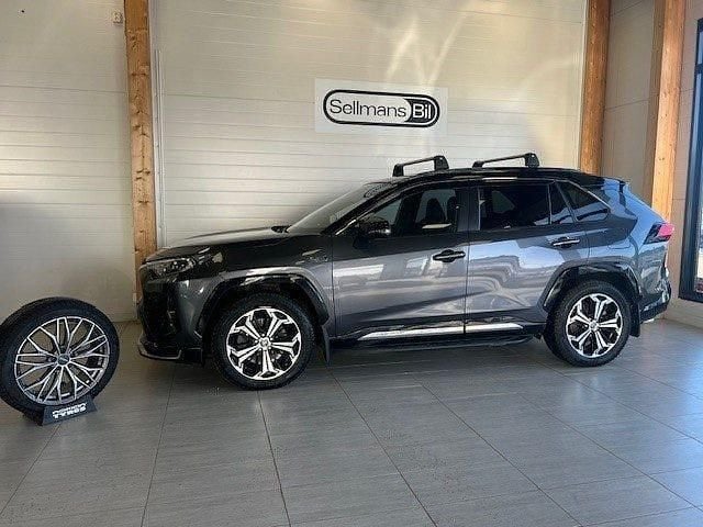 Begagnad Toyota RAV4 Premium 306 HK (225 kW) 2020 Grå SUV