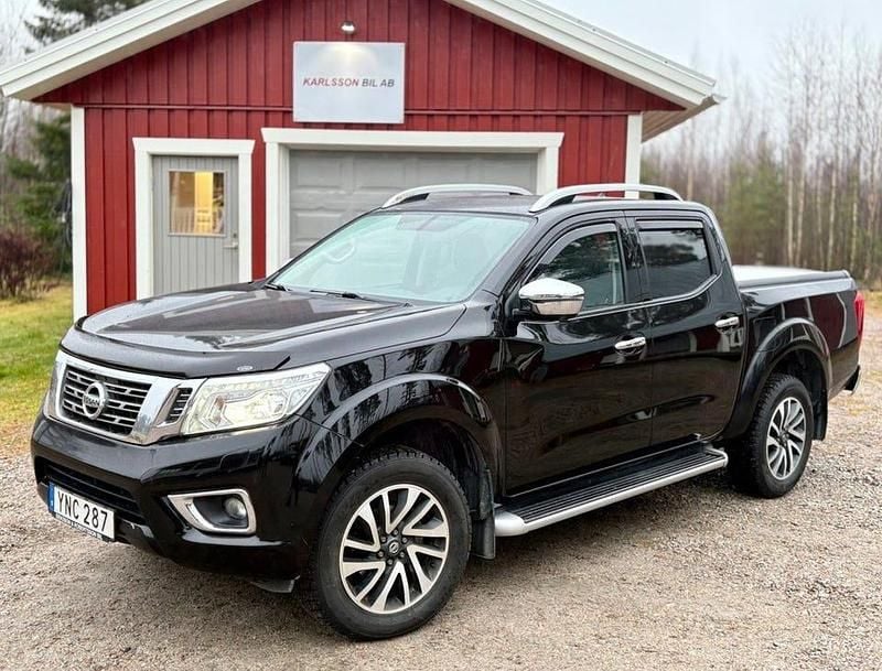 Svart Begagnad 2017 Nissan Navara Pickup | 189 000 kr (Bra pris) - Bild 1/4