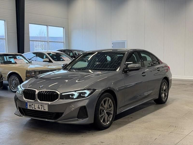 Begagnad BMW 330 286 HK (210 kW) 2022 Grå Sedan
