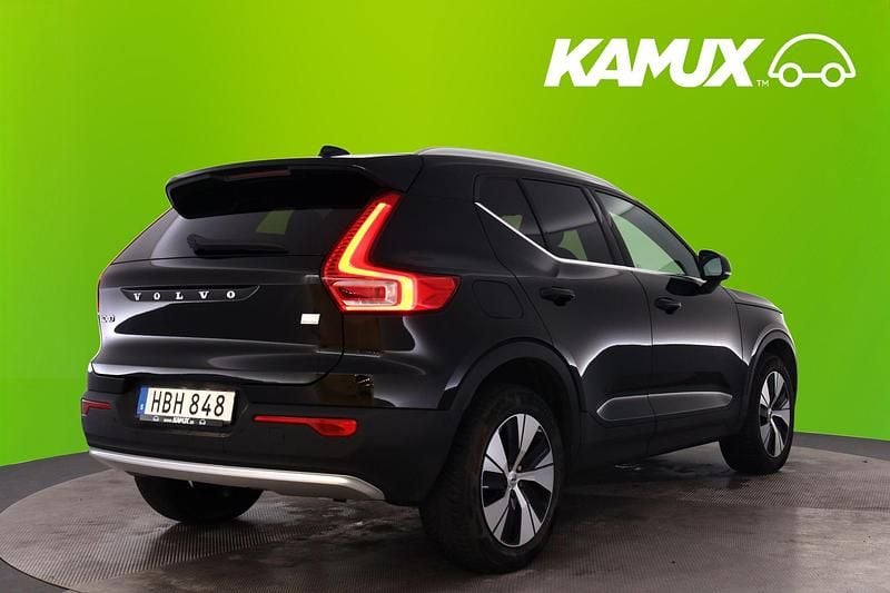 Begagnad Volvo XC40 Core 211 HK (155 kW) 2023 Svart SUV