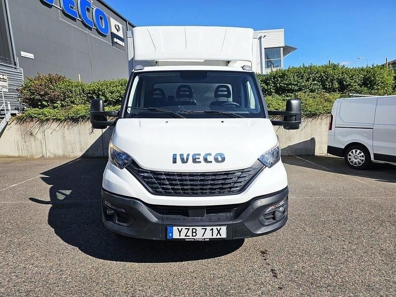 Begagnad Iveco Daily 136 HK (100 kW) 2021 Vit Van