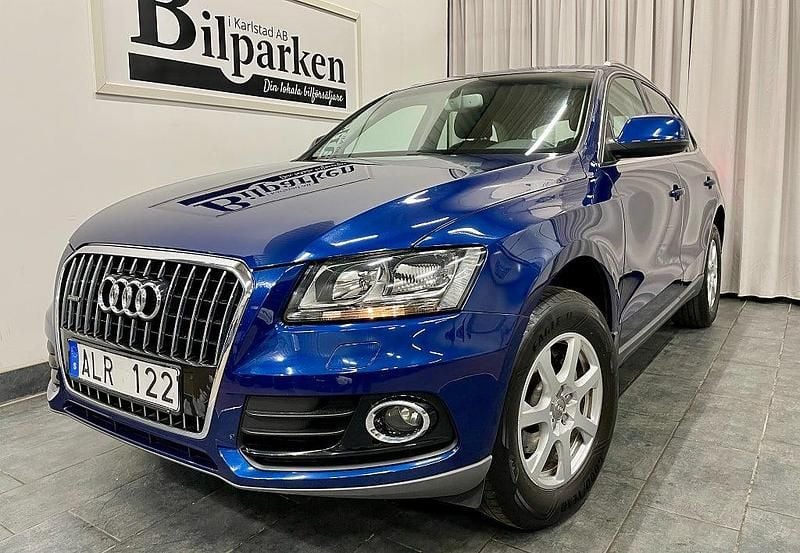 Blå Begagnad 2013 Audi Q5 Design SUV | 159 900 kr (Marknadspris) - Bild 1/3