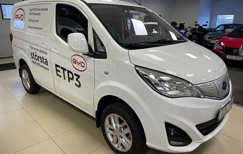 Begagnad BYD ETP3 100 kW (136 HK) 2022 Vit Van