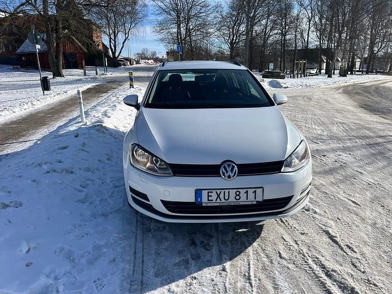 Begagnad VW Golf VII 105 HK (77 kW) 2015