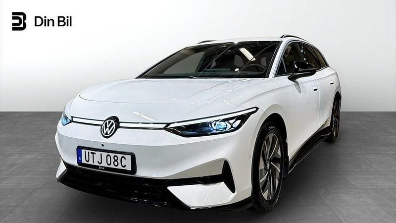 Vit Begagnad 2024 VW ID.7 Comfortline Kombi | 529 900 kr (Superpris) - Bild 1/4