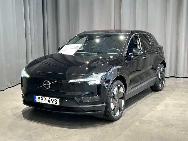Begagnad Volvo EX30 Single Motor Extended Range 202 kW (275 HK) 2024 Svart SUV