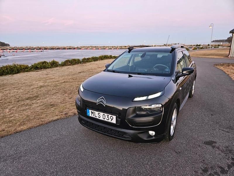 Begagnad Citroën C4 Cactus PureTech 82 HK (60 kW) 2016 Halvkombi