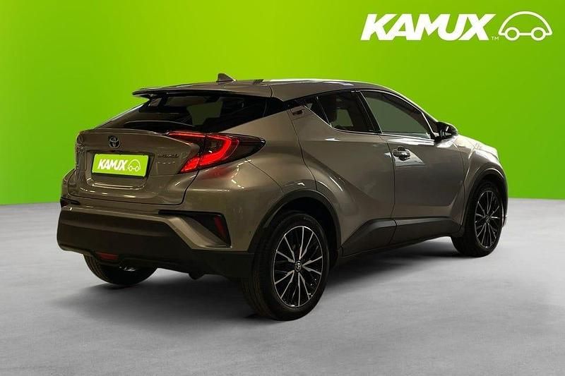 Begagnad Toyota C-HR Executive 122 HK (89 kW) 2019 Silver/grå SUV