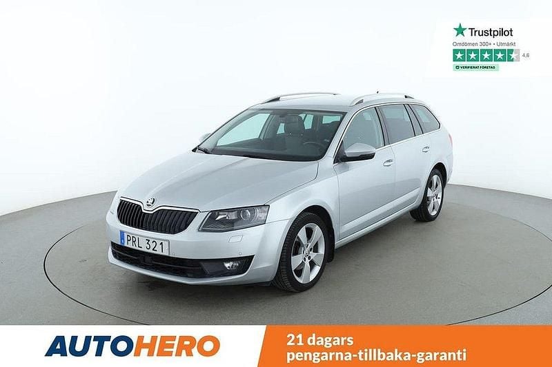 Silver Begagnad 2016 Skoda Octavia Kombi | 157 000 kr (Marknadspris) - Bild 1/4