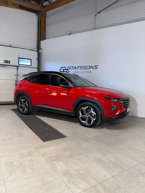 Röd Begagnad 2022 Hyundai Tucson Advanced SUV | 394 500 kr (Lite dyr) - Bild 1/4