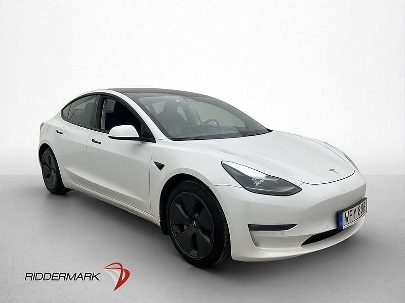Begagnad Tesla Model 3 Long Range AWD 366 kW (498 HK) 2021 Vit Sedan