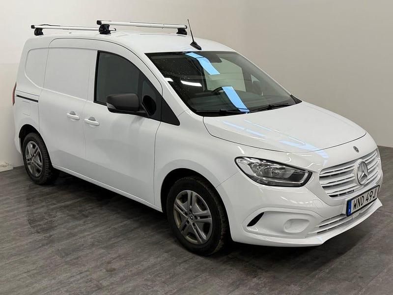Vit Begagnad 2022 Mercedes Citan 110 Van | 143 750 kr (Superpris) - Bild 1/4