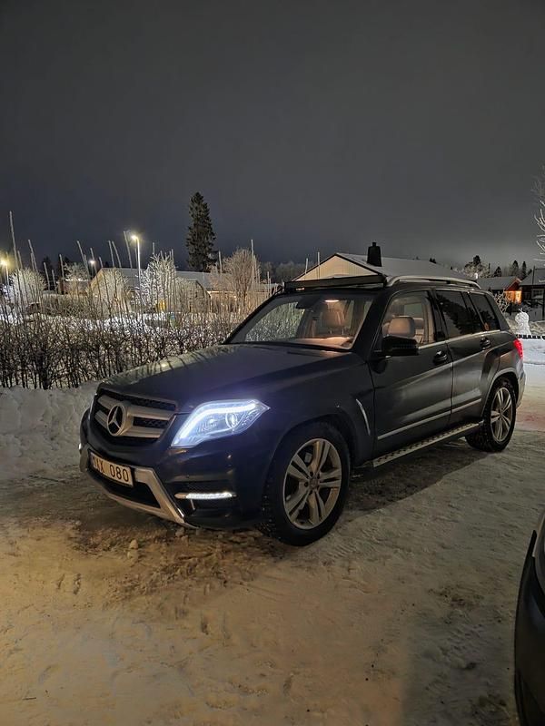 Begagnad 2013 Mercedes GLK220 AMG SUV | 125 000 kr (Marknadspris) - Bild 1/4