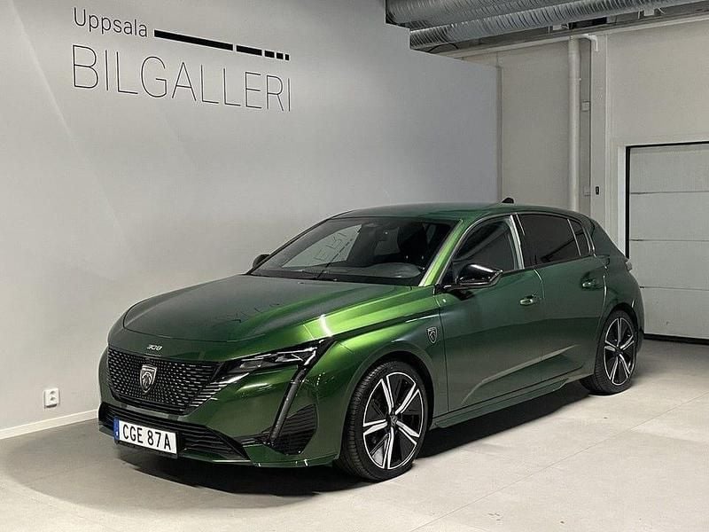 Grön Begagnad 2024 Peugeot 308 Halvkombi | 228 900 kr (Marknadspris) - Bild 1/4