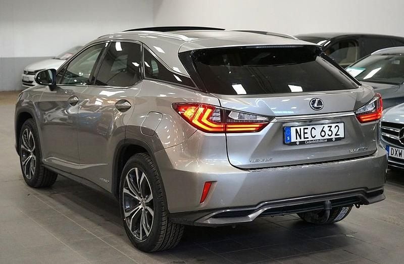 Begagnad Lexus RX450h Executive Line 313 HK (230 kW) 2016 Ljusgrå SUV
