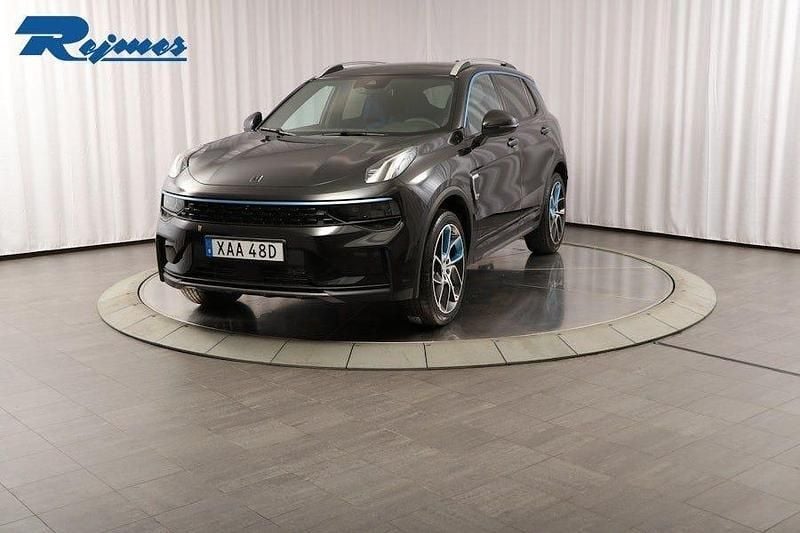Begagnad Lynk & Co 01 180 HK (132 kW) 2023 Svart SUV