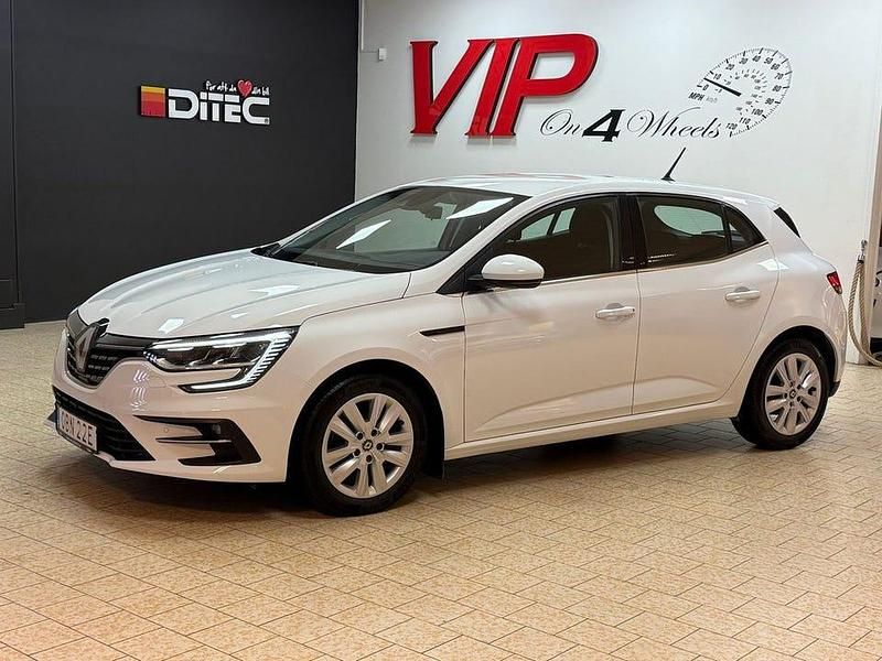 Vit Begagnad 2020 Renault Mégane IV Halvkombi | 118 800 kr (Marknadspris) - Bild 1/4