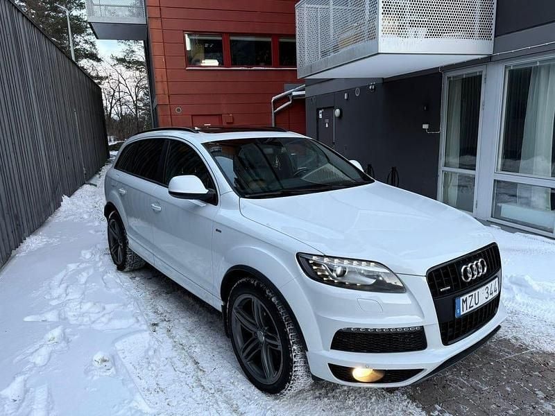 Begagnad Audi Q7 S-Line 245 HK (180 kW) 2013 SUV