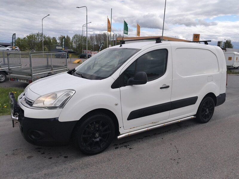 Begagnad 2013 Citroën Berlingo Minibuss | 54 000 kr (Dyr) - Bild 1/4