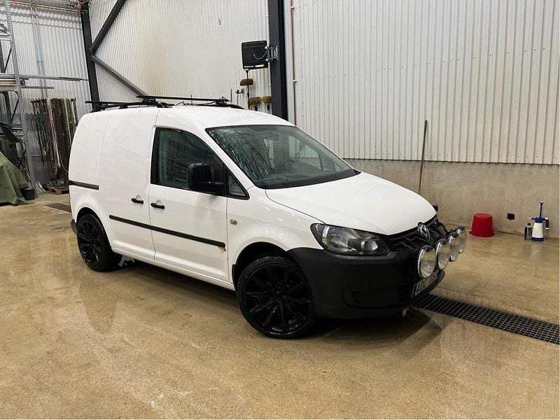 Vit Begagnad 2011 VW Caddy Minibuss | 63 000 kr (Lite dyr) - Bild 1/4