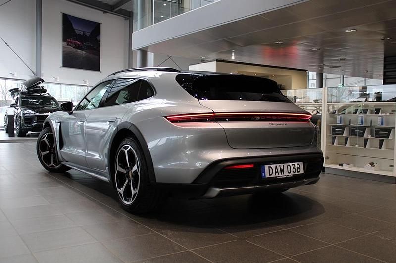 Ny Porsche Taycan Cross Turismo 319 kW (435 HK) 2026 Silver