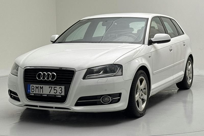 Vit Begagnad 2011 Audi A3 S-Line | 90 000 kr (Lite dyr) - Bild 1/4
