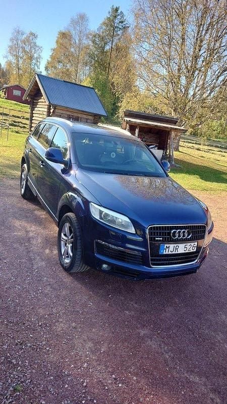 Blå Begagnad 2008 Audi Q7 SUV | 55 000 kr (Superpris) - Bild 1/4