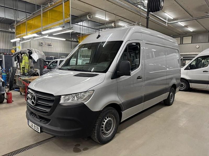 Silver Begagnad 2021 Mercedes Sprinter Van | 415 000 kr (Marknadspris) - Bild 1/4