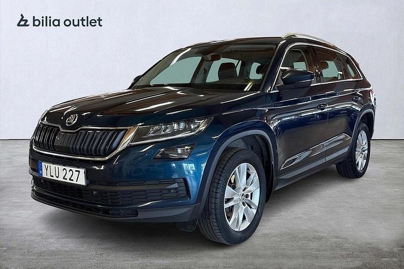 Mörkblå Begagnad 2017 Skoda Kodiaq Business Line SUV | 144 900 kr (Lite dyr) - Bild 1/3