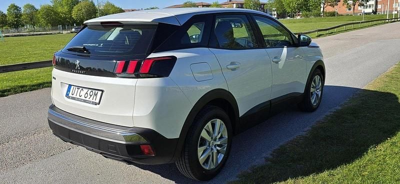 Vit Begagnad 2020 Peugeot 3008 SUV | 172 000 kr (Bra pris) - Bild 1/4